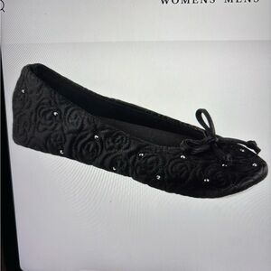 Isotoner’s Women's Ballet Slipper